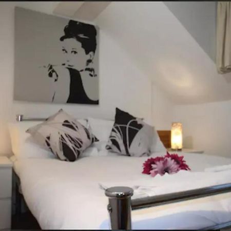 Apartasuites London Emerald Εξωτερικό φωτογραφία
