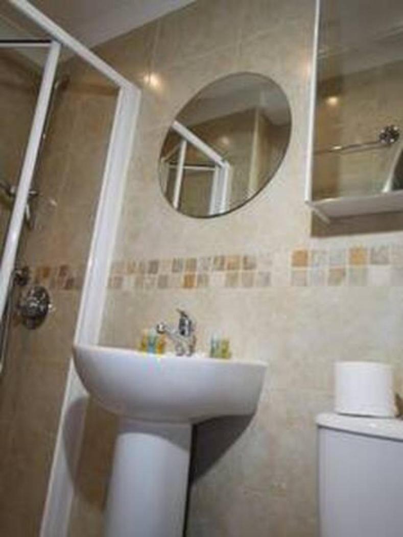 Apartasuites London Emerald Εξωτερικό φωτογραφία